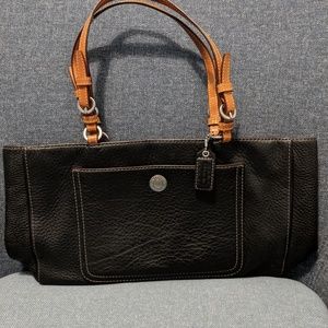 Coach purse black/tan